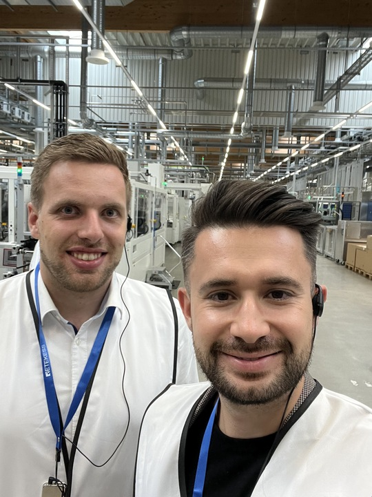 Besuch der Solarzellenproduktion von Meyer Burger in Thalheim